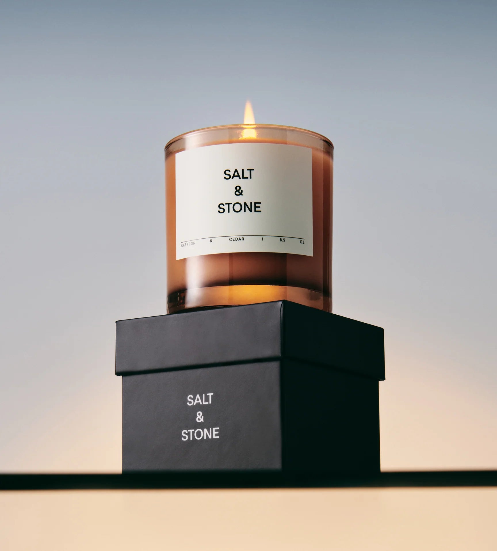 Candle Saffron & Cedar