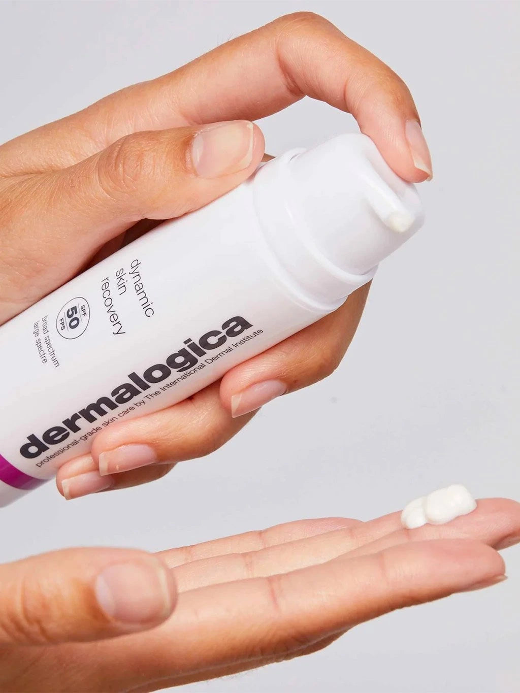 Dynamic Skin Recovery SPF50