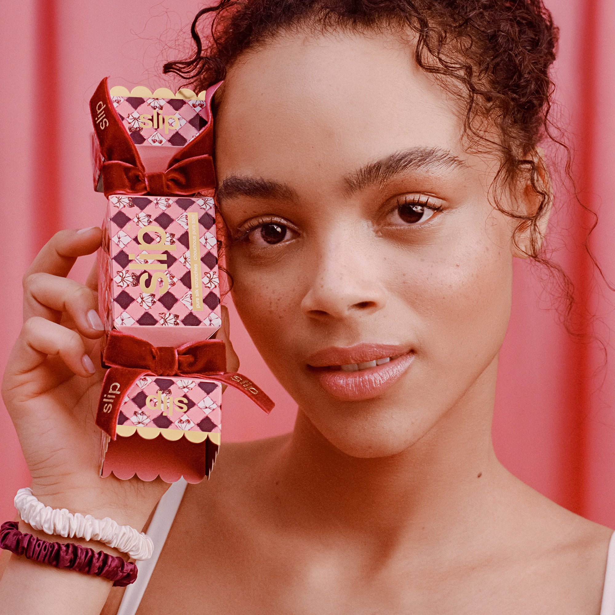 Sweetheart Scrunchie Cracker