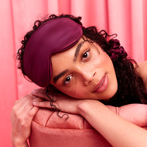 Silk Contour Sleep Mask Crimson
