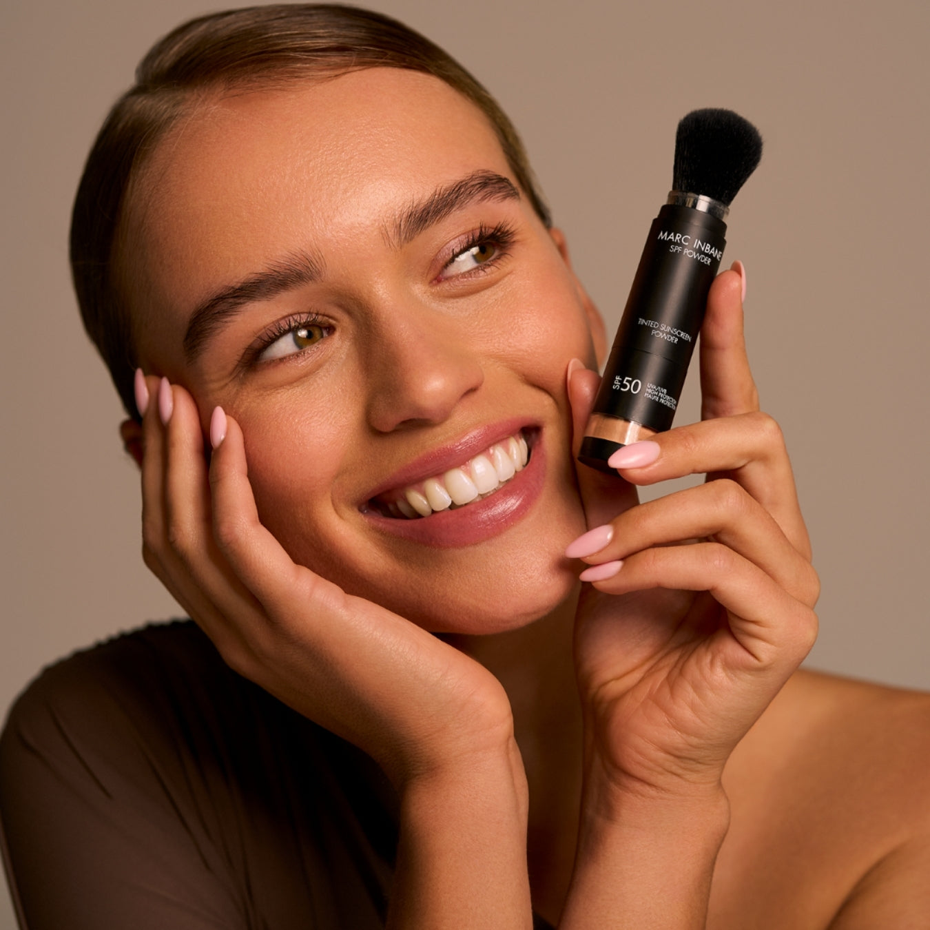Tinted SPF50 Powder Medium
