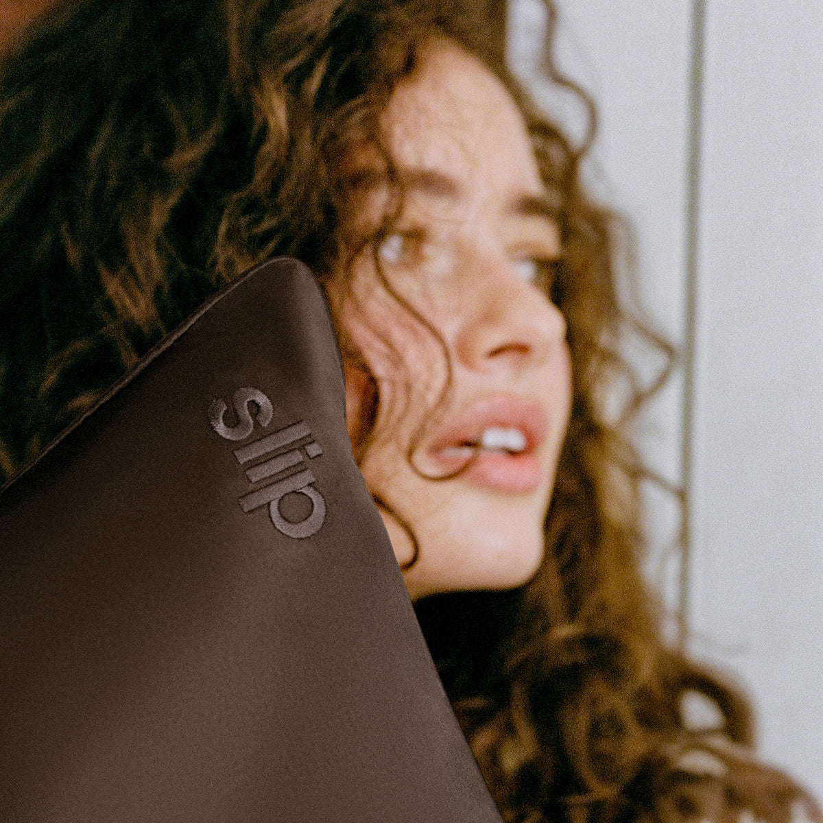 Silk Pillowcase Chocolate