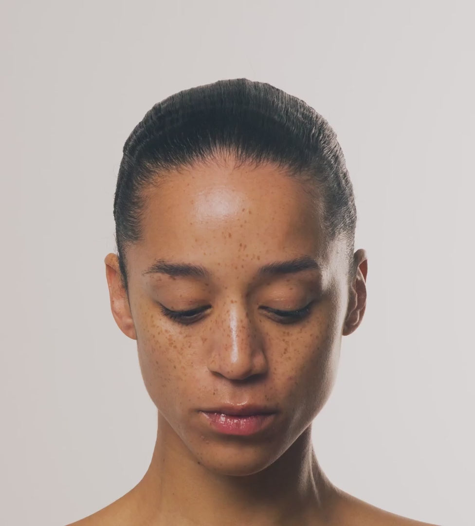 Načíst video: Face Oil