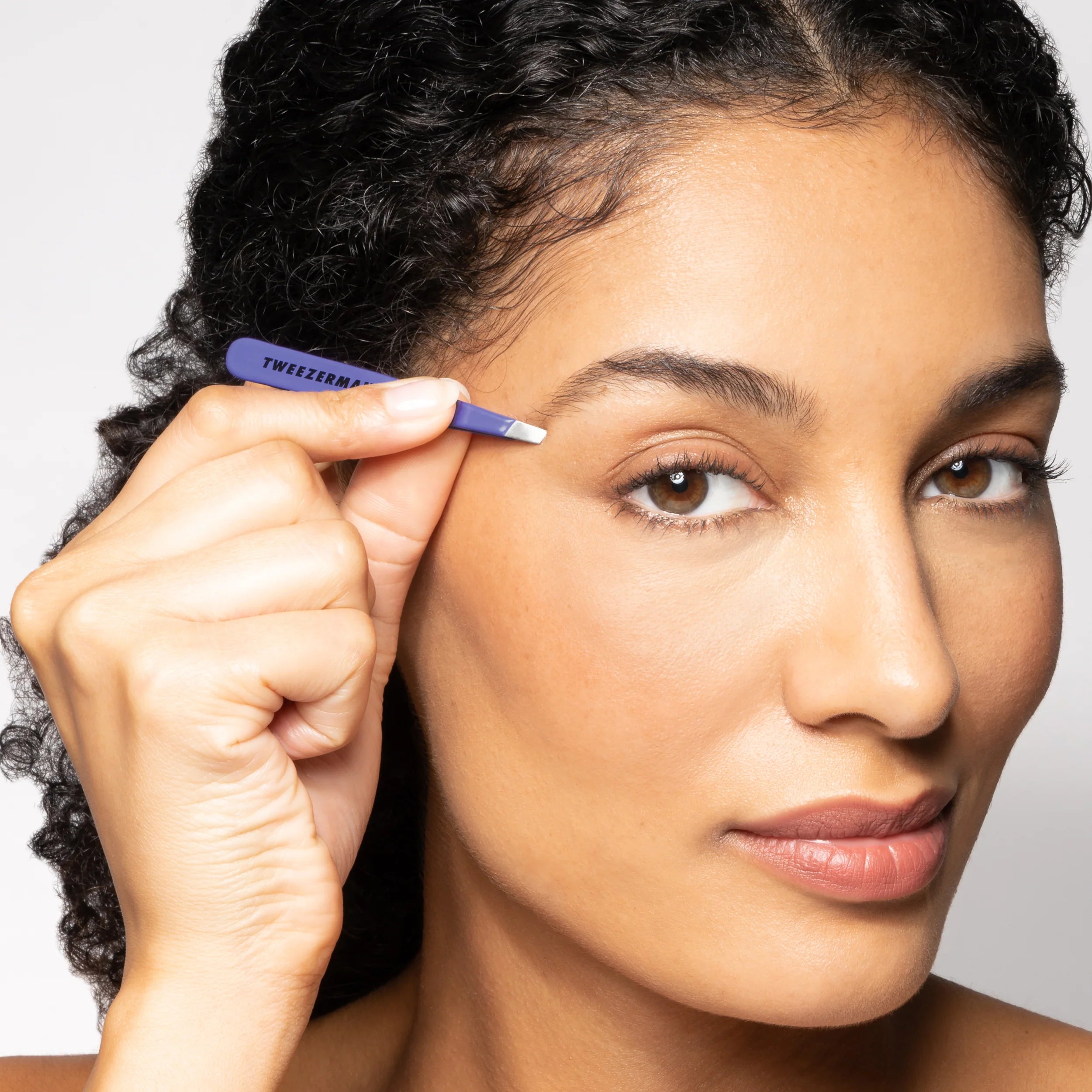Mini Slant Tweezer Blooming Lilac